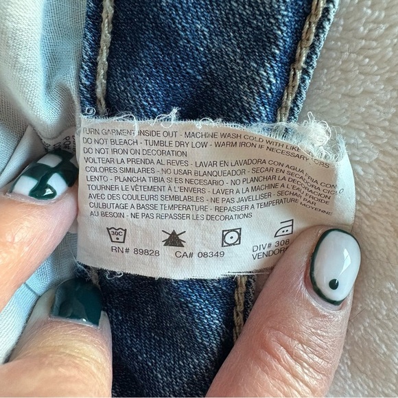 Nine West Vintage America Blue Denim Mid-rise Jean Shorts - 90s Y2K - Picture 12 of 17